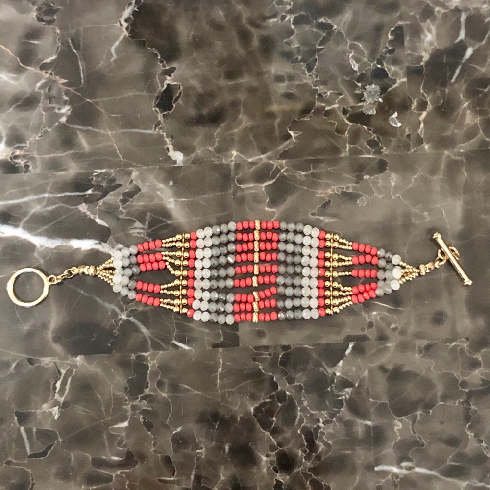 Beaded Bracelet with Gold Clasp